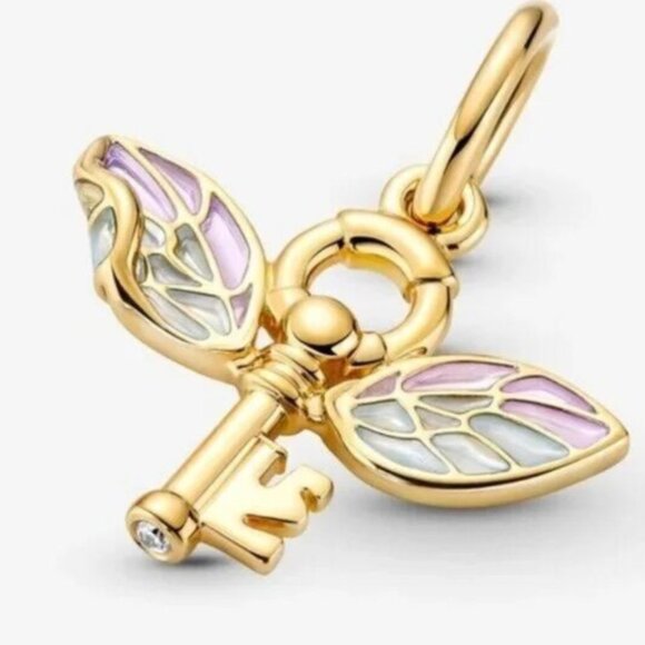 Pandora Harry Potter, Winged Key Pendant - Picture 1 of 4